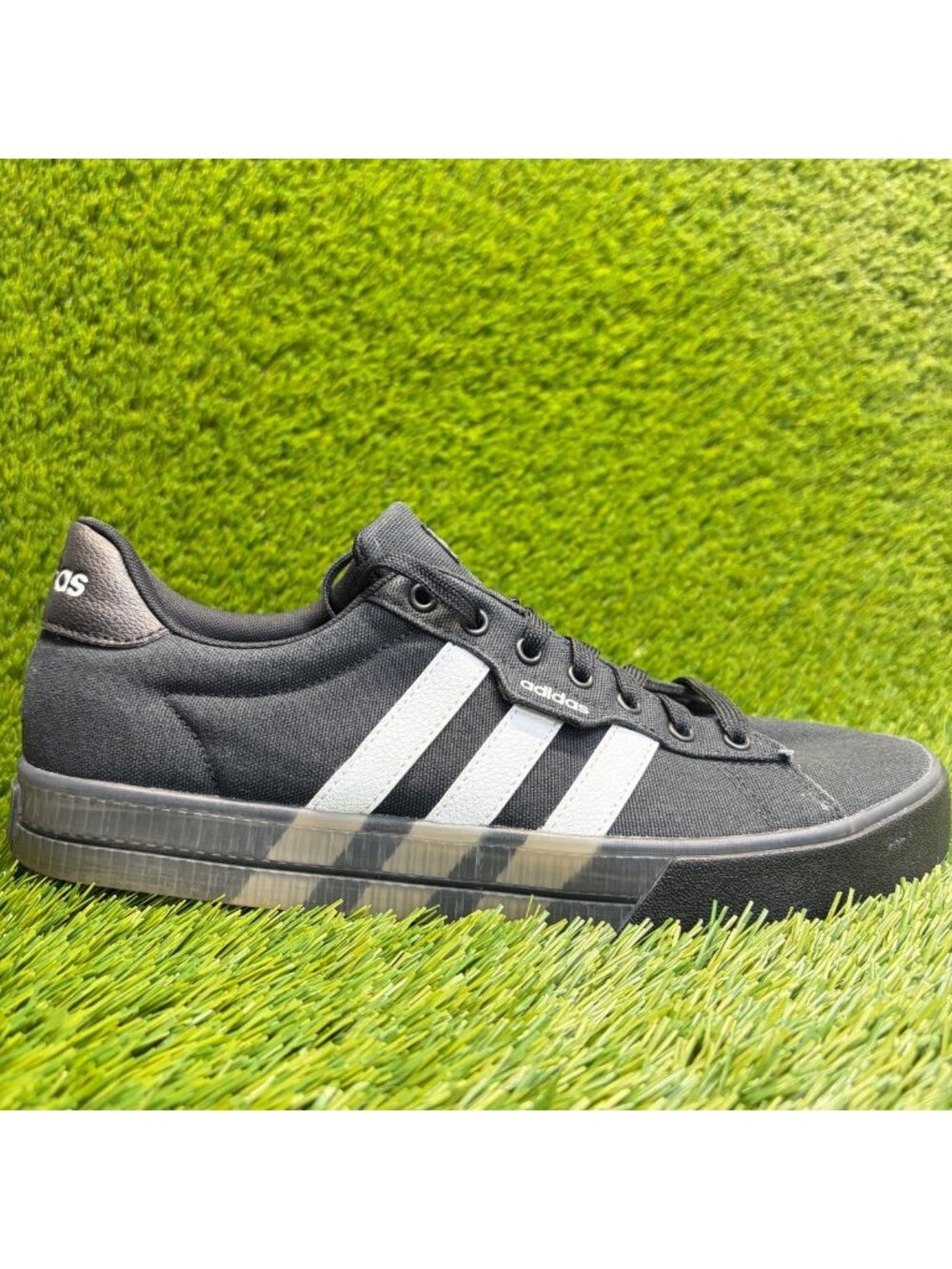 Adidas Daily 3.0 Translucent Outsole Back Mens Size 10 Athletic Shoes Sneakers